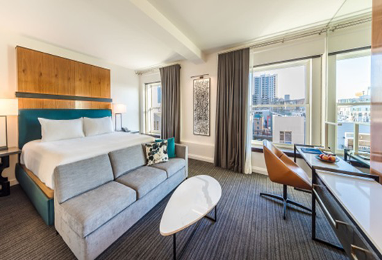 andaz