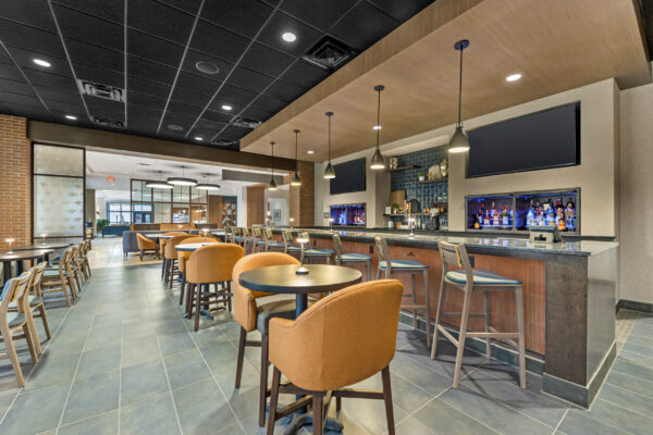 Drury Plaza Hotel Lincoln Downtown - Kitchen + Bar Drury Plaza Hotel Lincoln Downtown